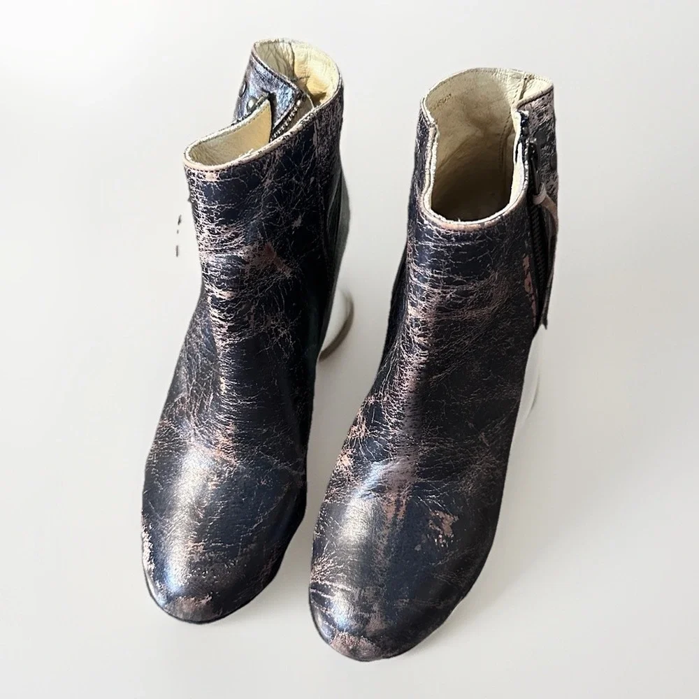 BED STU Cobbler Series Ghent Distressed Studded Ankle Boots Women's Size 9 - Picture 2 of 9